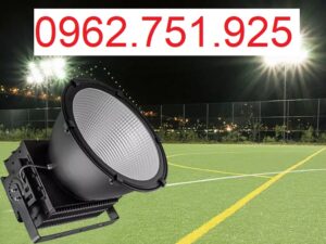 Đèn pha cẩu tháp 1000w